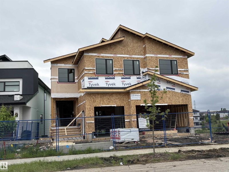 208 Fraser Way NW, Fraser — new house, photo 1