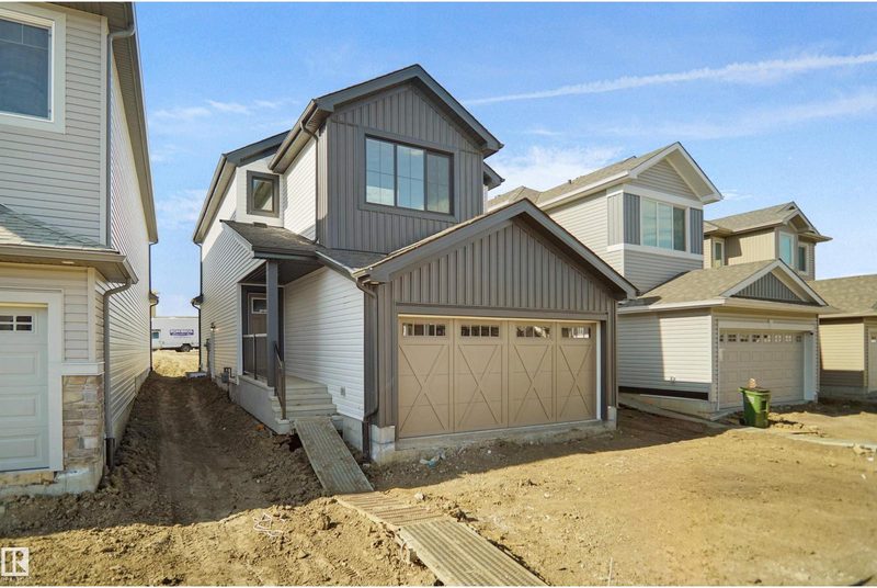 17703 7 Street NE