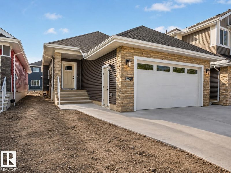 3320 CHICKADEE DR NW, Edmonton, Alberta T5S 0V4