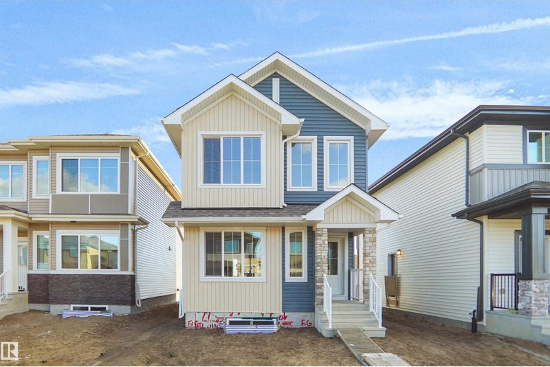 221 Falcon Crescent