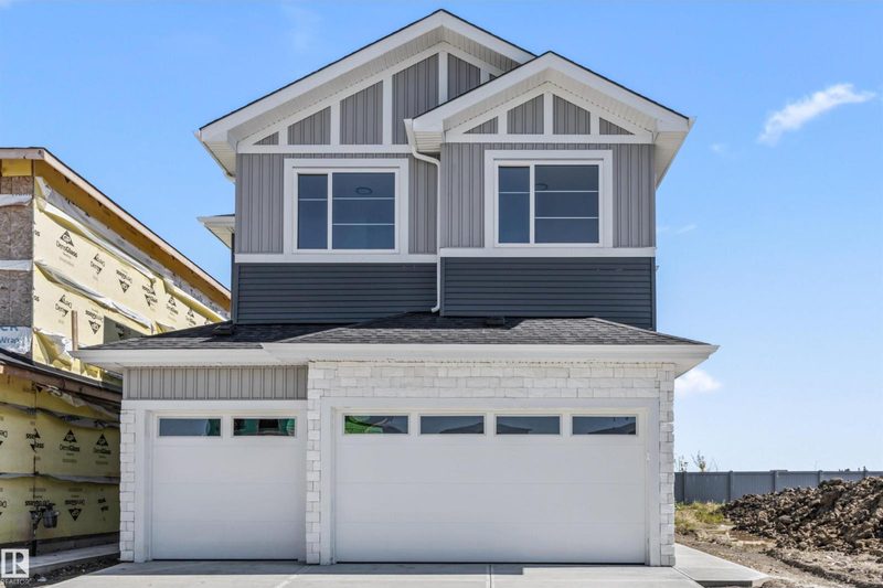 5 Mockingbird Crescent