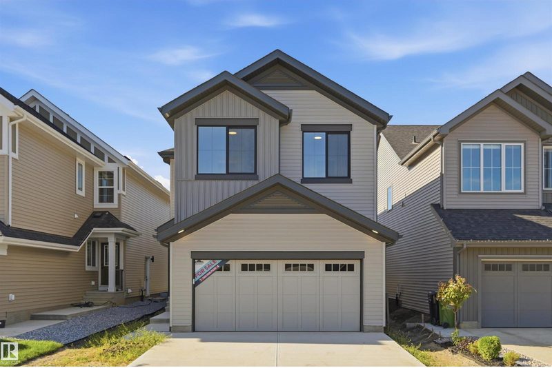 3038 DIXON LD SW, Edmonton, Alberta T6W 5L2