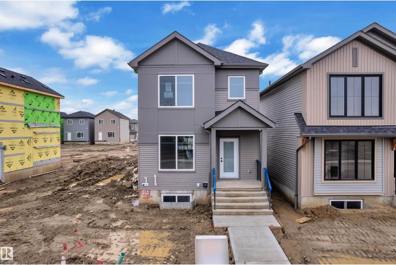 265 Falcon Crescent