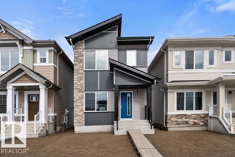 18816 28 AV NW, Edmonton, Alberta T6M 3J1