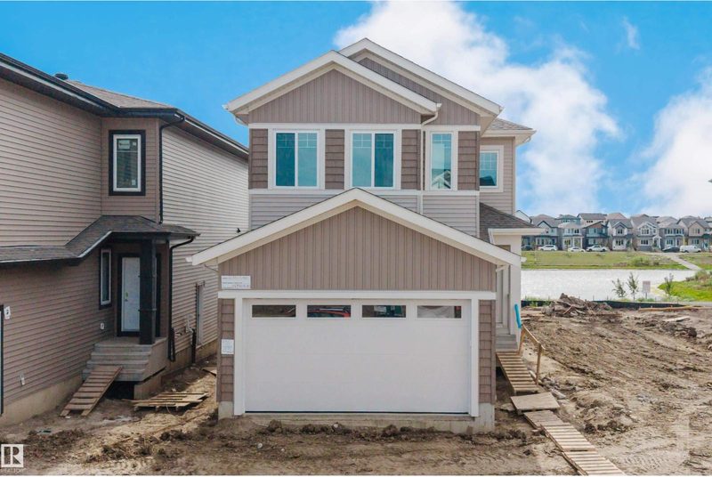 2135 1 Avenue SW, Alces — new house, photo 1