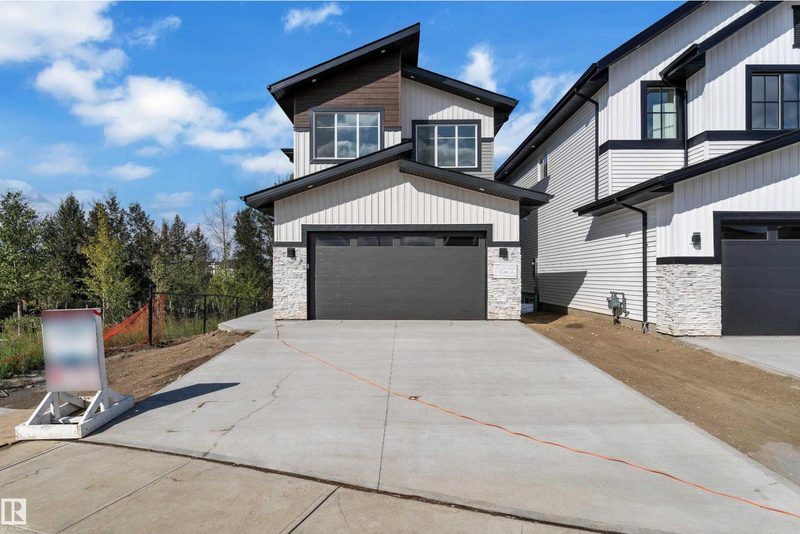 3136 7 Avenue SW SW, Edmonton, Alberta T6X 3M4