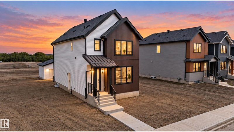 18707 130 ST NW, Edmonton, Alberta T6V 0P2
