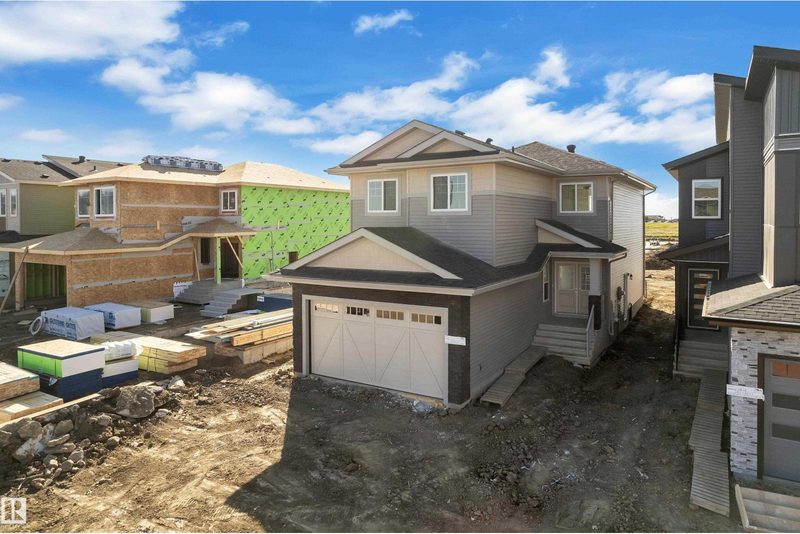 3814 39 Street, Azur — new house, photo 1